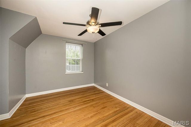 984 N Woodlawn Avenue, Kirkwood, MO 63122
