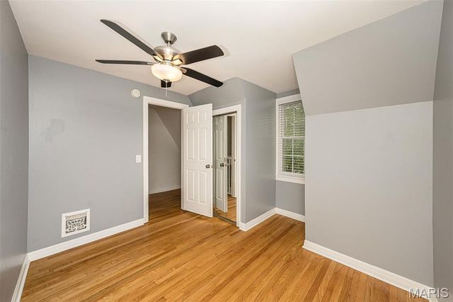 984 N Woodlawn Avenue, Kirkwood, MO 63122