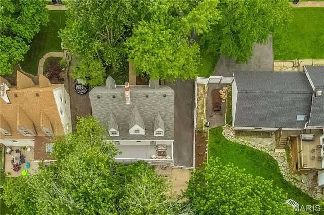 984 N Woodlawn Avenue, Kirkwood, MO 63122