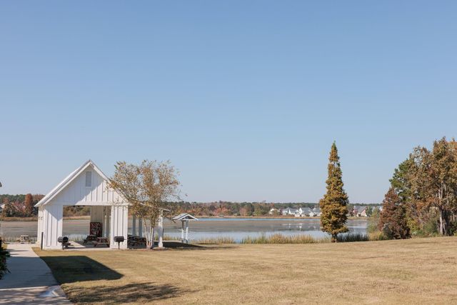 516 Alderly Drive, Moncks Corner, SC 29461