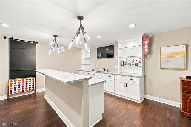 9475 Johnnycake Ridge Road, Mentor, OH 44060