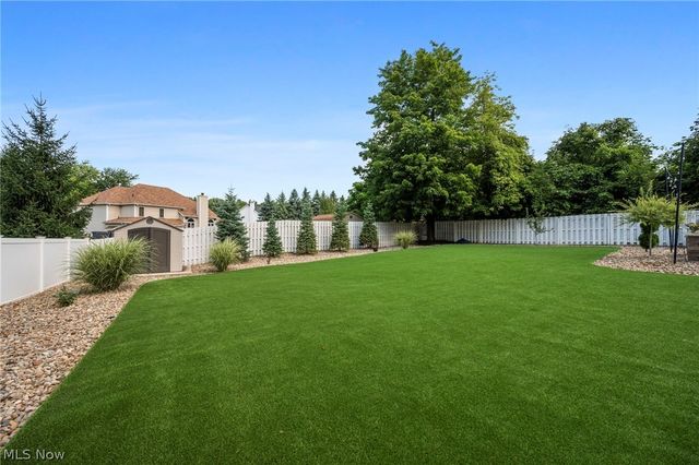 9475 Johnnycake Ridge Road, Mentor, OH 44060