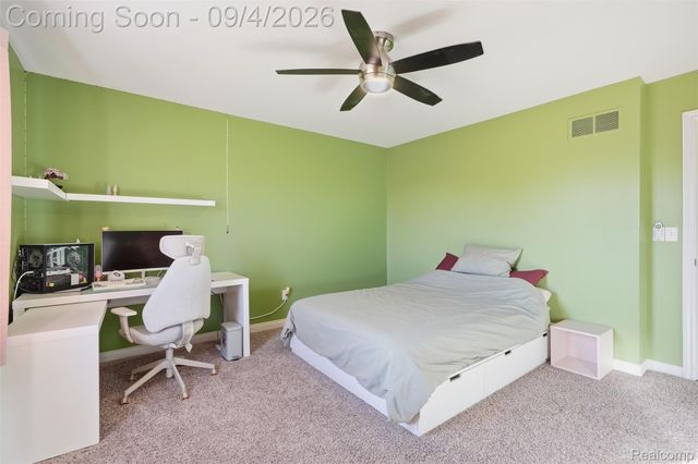 19330 Middle Branch Drive, Macomb Township, MI 48044