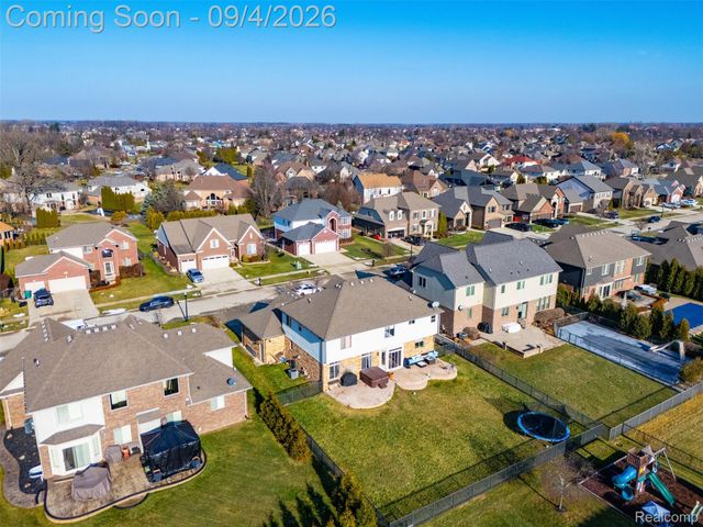 19330 Middle Branch Drive, Macomb Township, MI 48044