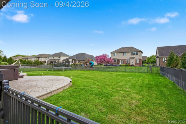 19330 Middle Branch Drive, Macomb Township, MI 48044