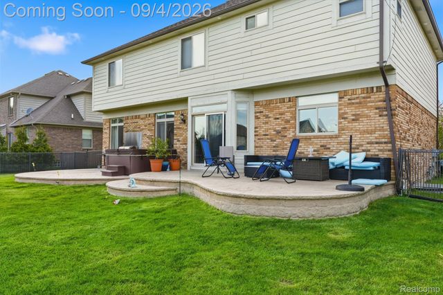 19330 Middle Branch Drive, Macomb Township, MI 48044