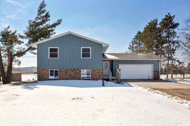 534 195th Lane NW, Cedar, MN 55011