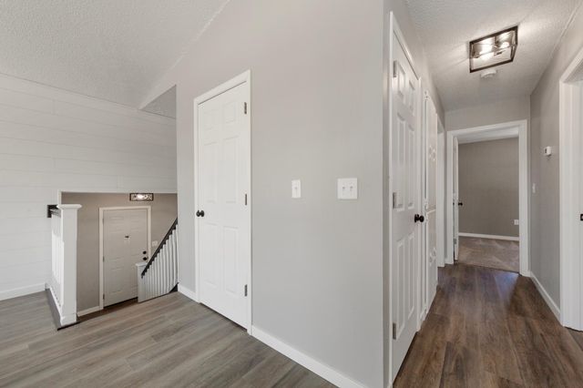 534 195th Lane NW, Cedar, MN 55011