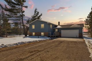 534 195th Lane NW, Cedar, MN 55011