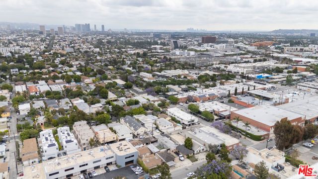 1637 Stanford Street, Santa Monica, CA 90404