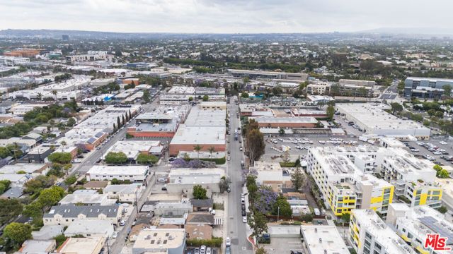 1637 Stanford Street, Santa Monica, CA 90404