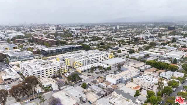 1637 Stanford Street, Santa Monica, CA 90404