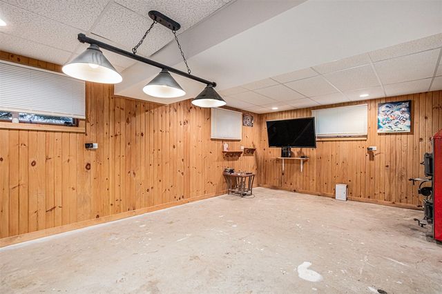 29460 M-62, Dowagiac, MI 49047