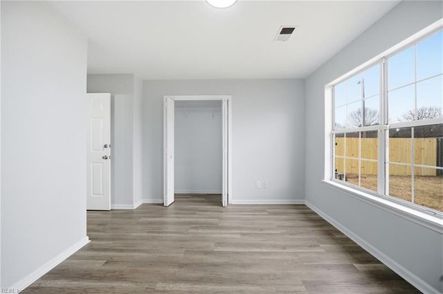 1 Holly Hill CT, Portsmouth, VA 23702