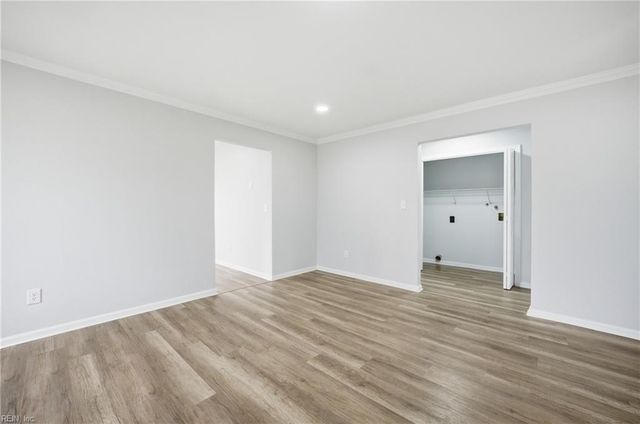 1 Holly Hill CT, Portsmouth, VA 23702