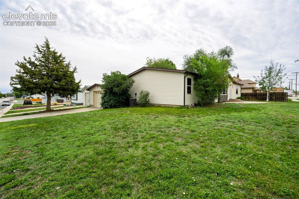 398 F Avenue, Limon, CO 80828 — photo 3