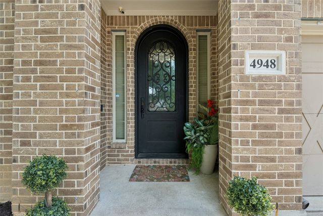 4948 Grinstein Drive, Fort Worth, TX 76244