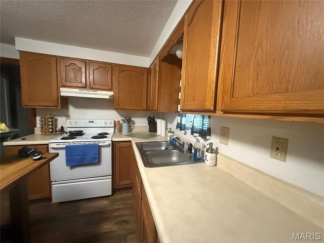 503 National, Park Hills, MO 63601