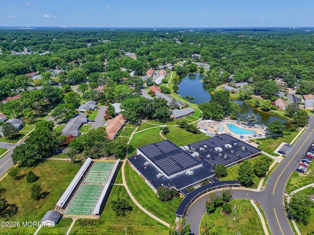 457A Portsmouth Drive, Lakewood, NJ 08701