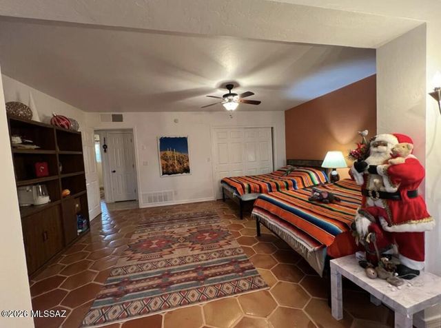 4431 N Swan Road, Tucson, AZ 85718