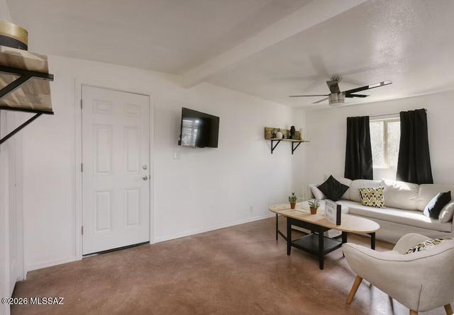 4431 N Swan Road, Tucson, AZ 85718