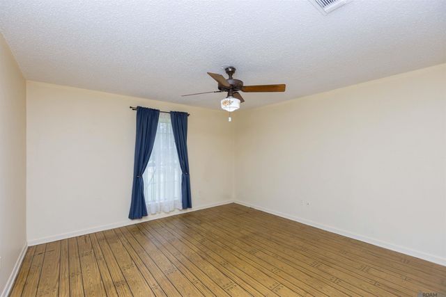 705 Dawes Dr, Denham Springs, LA 70726