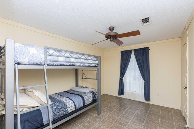 705 Dawes Dr, Denham Springs, LA 70726