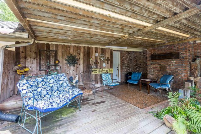 705 Dawes Dr, Denham Springs, LA 70726