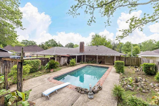 705 Dawes Dr, Denham Springs, LA 70726