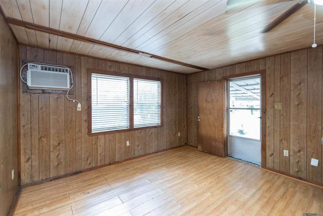 705 Dawes Dr, Denham Springs, LA 70726