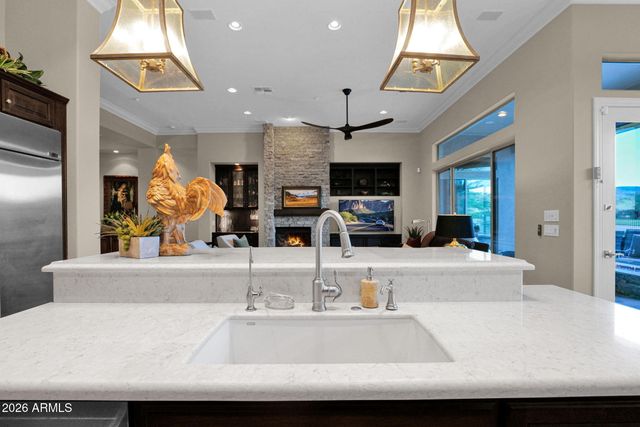 41505 N WHISTLING STRAIT Drive, Phoenix, AZ 85086