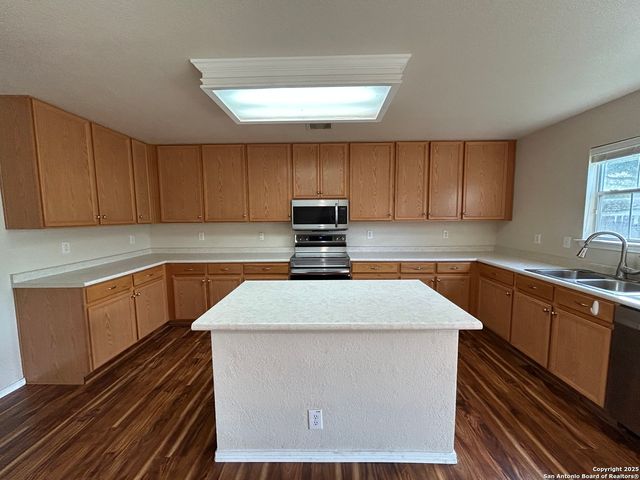 424 Copper Hill, New Braunfels, TX 78130