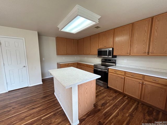 424 Copper Hill, New Braunfels, TX 78130