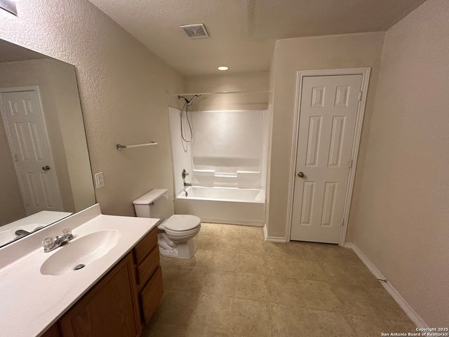 424 Copper Hill, New Braunfels, TX 78130