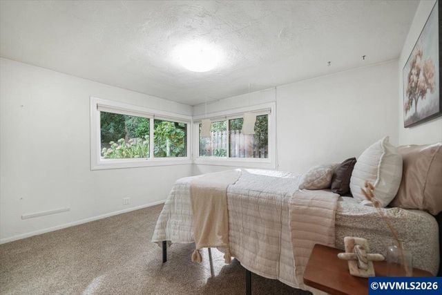 854 Madrona Av SE, Salem, OR 97302