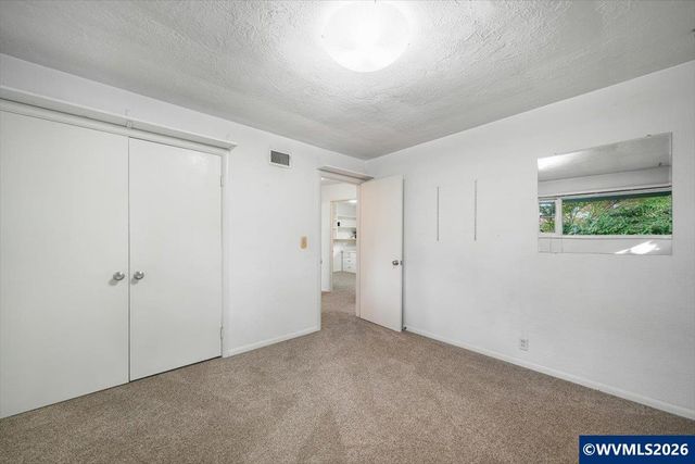 854 Madrona Av SE, Salem, OR 97302