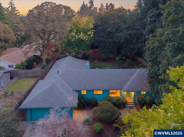 854 Madrona Av SE, Salem, OR 97302