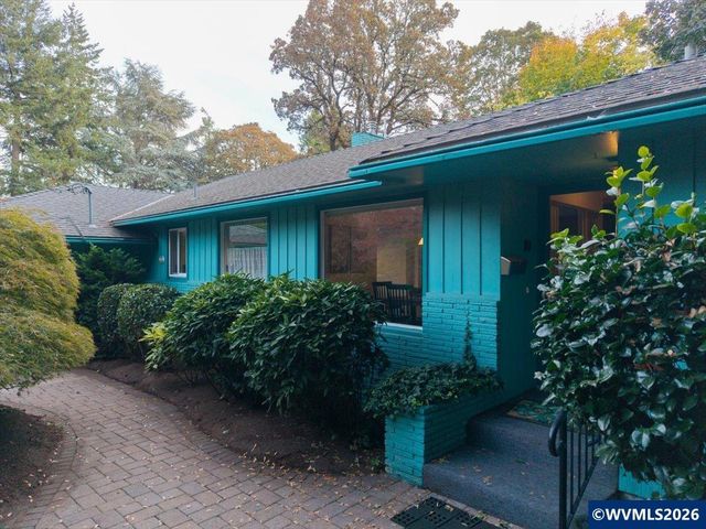 854 Madrona Av SE, Salem, OR 97302