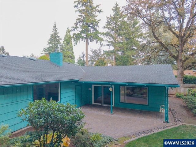 854 Madrona Av SE, Salem, OR 97302