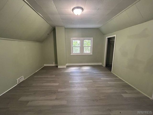 37 Fox Street, Buffalo, NY 14212