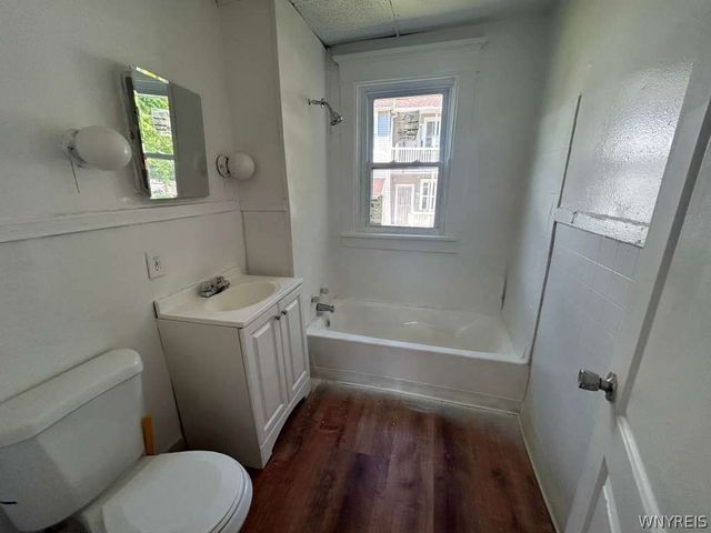 37 Fox Street, Buffalo, NY 14212