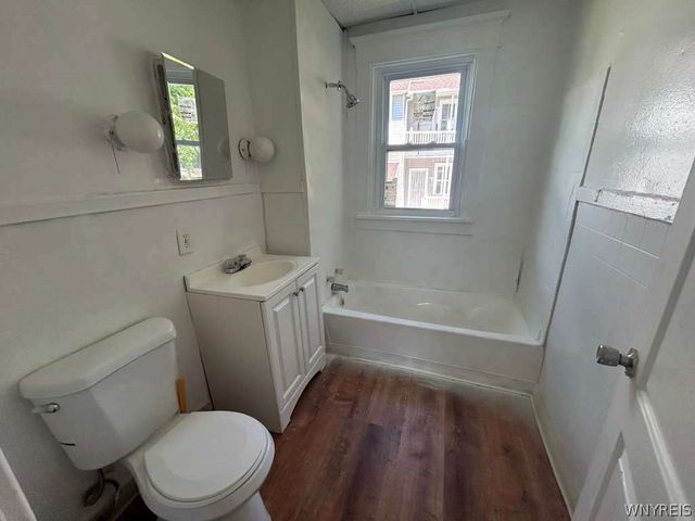 37 Fox Street, Buffalo, NY 14212
