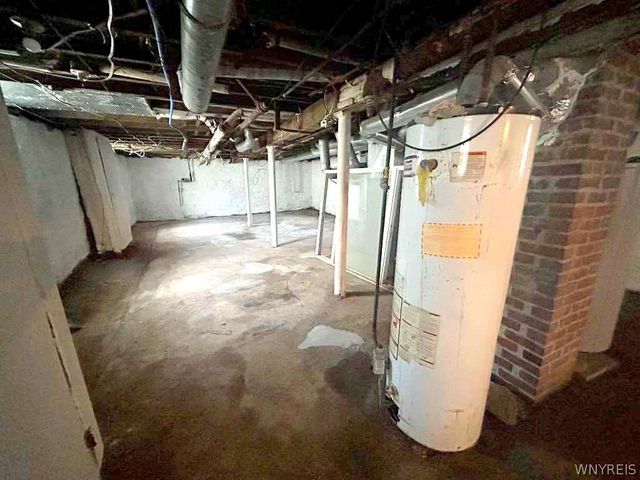 37 Fox Street, Buffalo, NY 14212