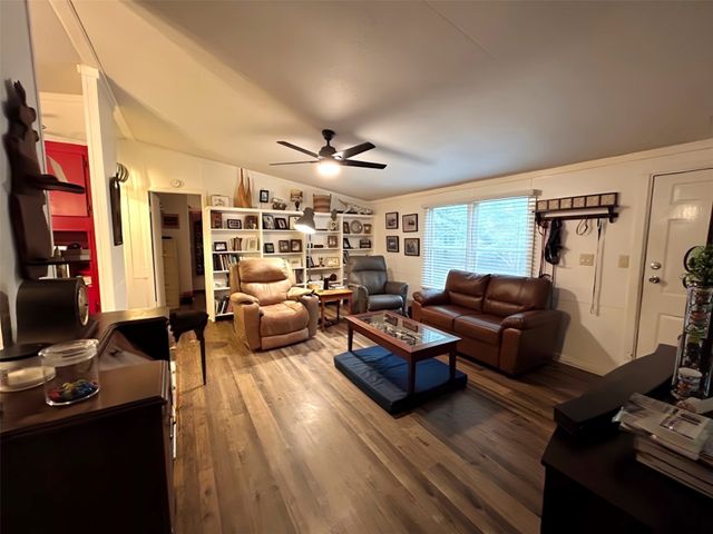 20213 Leisureland Road, Mabank, TX 75156