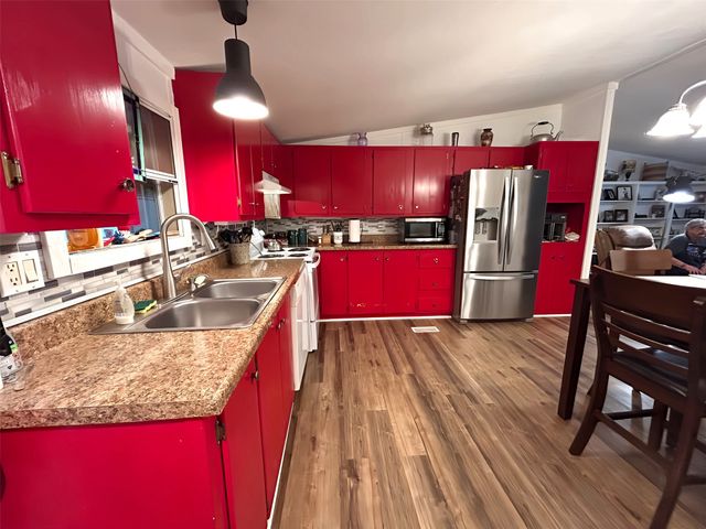 20213 Leisureland Road, Mabank, TX 75156