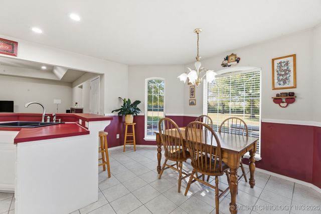 14022 N 150th East Avenue, Collinsville, OK 74021