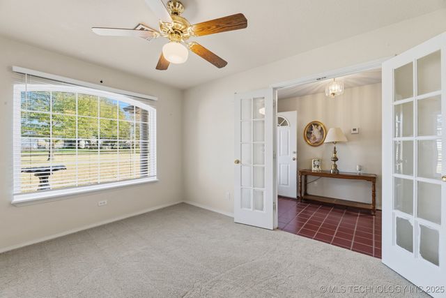 14022 N 150th East Avenue, Collinsville, OK 74021