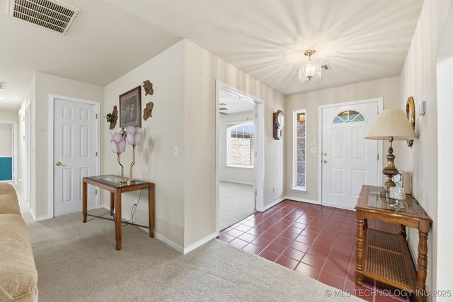 14022 N 150th East Avenue, Collinsville, OK 74021