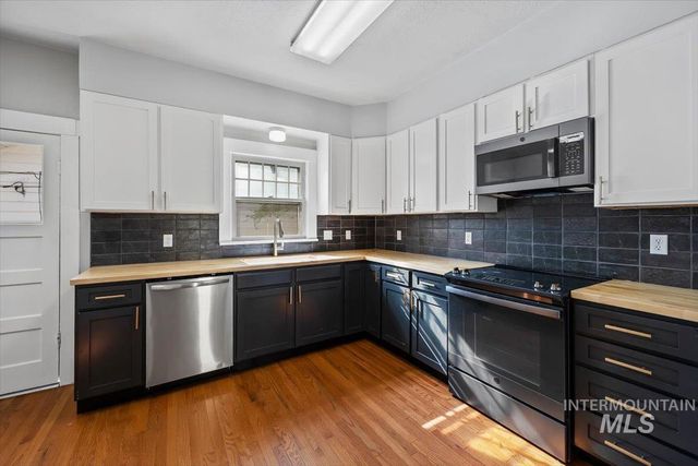 230 7th Ave N, Twin Falls, ID 83301