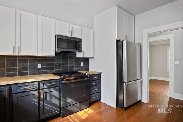 230 7th Ave N, Twin Falls, ID 83301